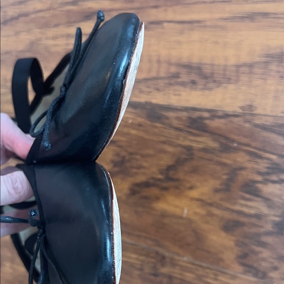 Black Leonie Ballet Flats - Picture 5 of 7